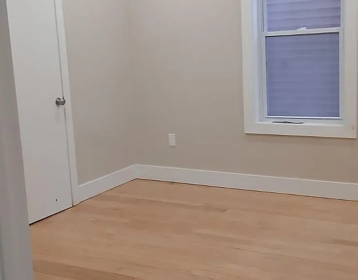 34 Reynolds Ave #1 — Photo 1