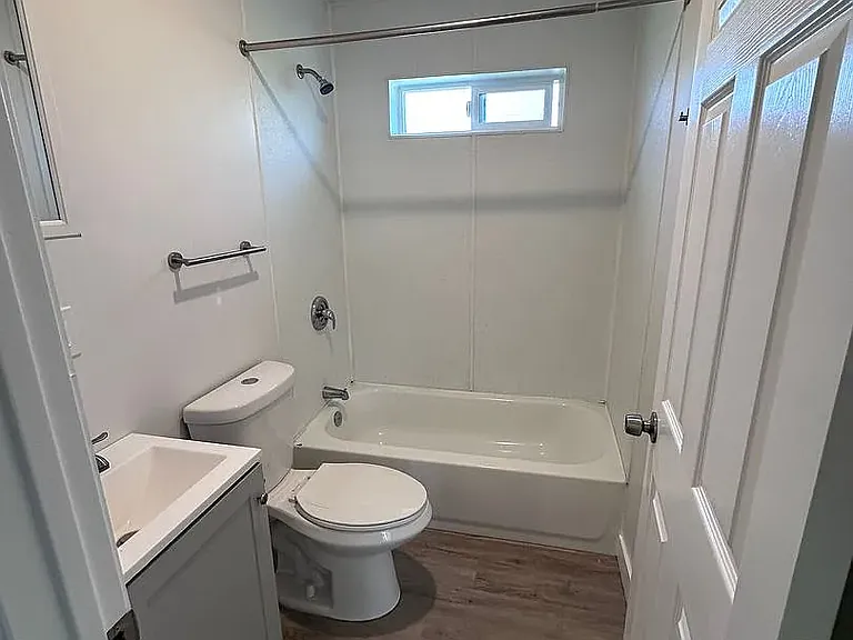 218 Doolittle Dr #1 — Photo 8