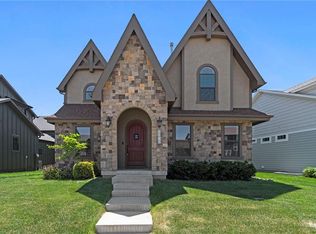 3229 SW Mary St, Lees Summit, MO 64081