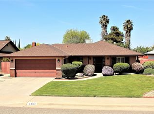 2354 W Garden Ave, Porterville, CA 93257