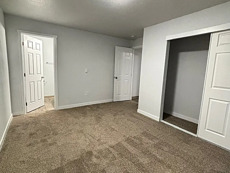 View Ridge Park Villa — Photo 14