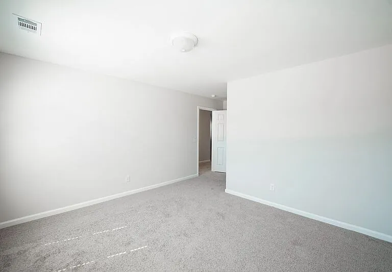 125 Chilburn Cir — Photo 34