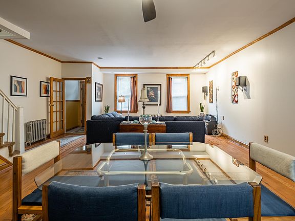 2nd image of 2643 Salmon St