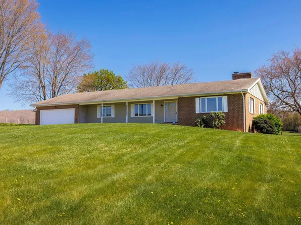 2834 Brownsburg Tpke, Raphine, VA 24472