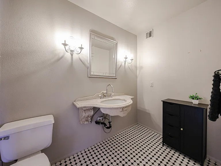 4028 N Granite Reef Rd — Photo 19
