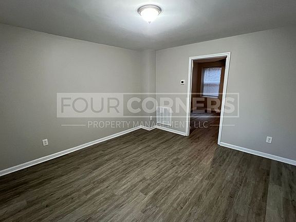 2nd image of 2026 N Cherry St #B
