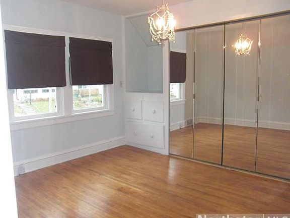 5th image of 3623 Washburn Ave N