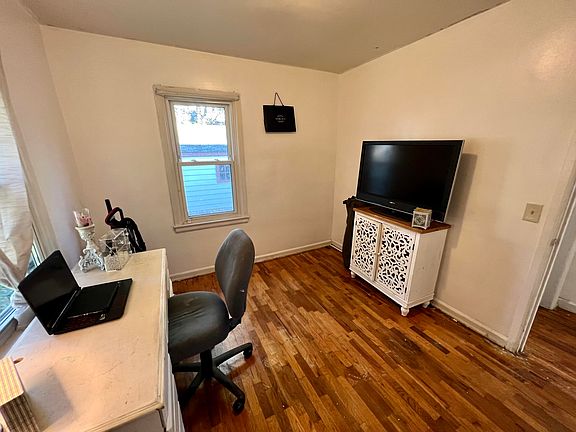 5th image of 1140 Cawood St