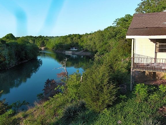 5th image of 227 Tadpole Ln