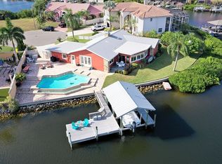 802 Chipaway Dr, Apollo Beach, FL 33572
