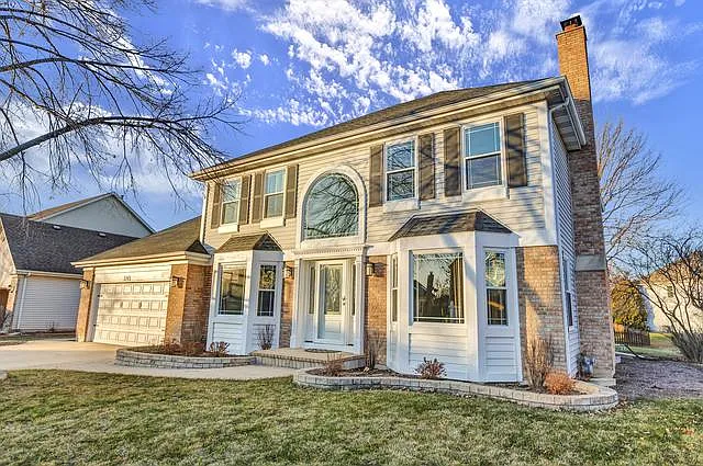 1141 Winding Glen Dr photo 1