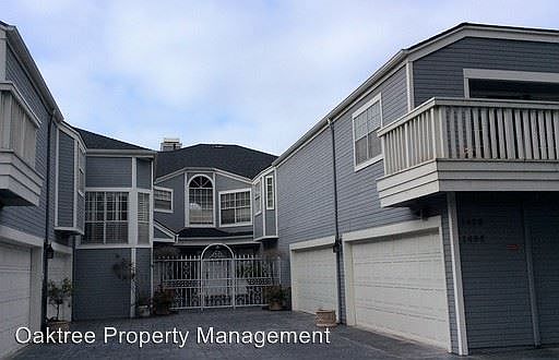 2nd image of 1499 Vista Del Mar Dr
