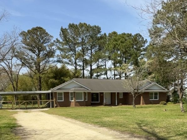135 Yates Ln, Maysville, NC 28555