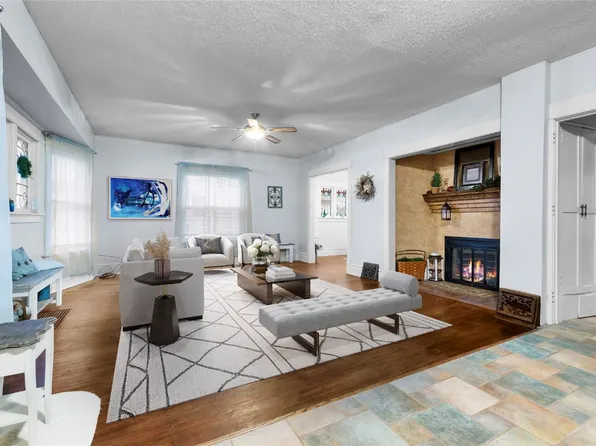 1706 Grande Ave SE, Cedar Rapids, IA 52403