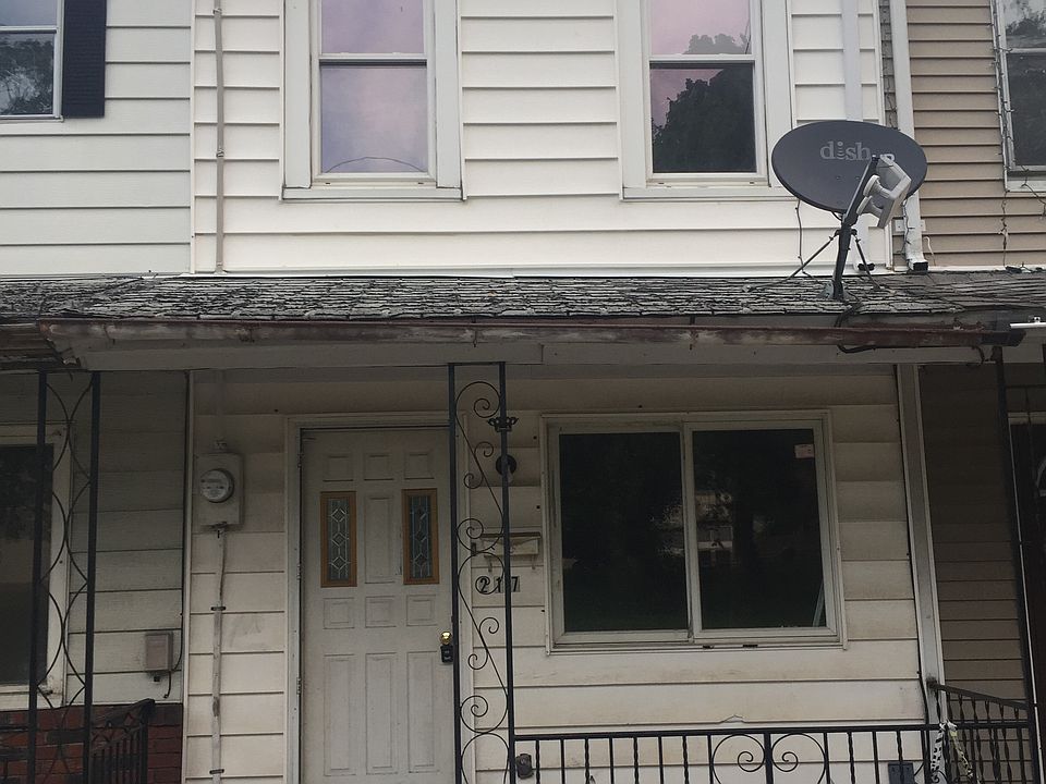 1st image of 217 N Park St