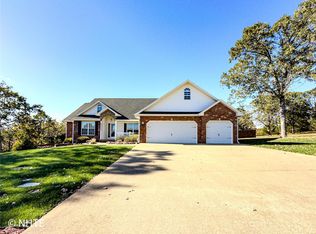 112 Highland Woods Dr, Waynesville, MO 65583