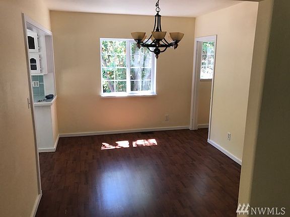 5th image of 19314 Locust Way