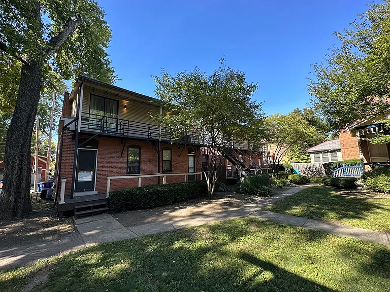Hunter Ave 884-886 NCR — Photo 14