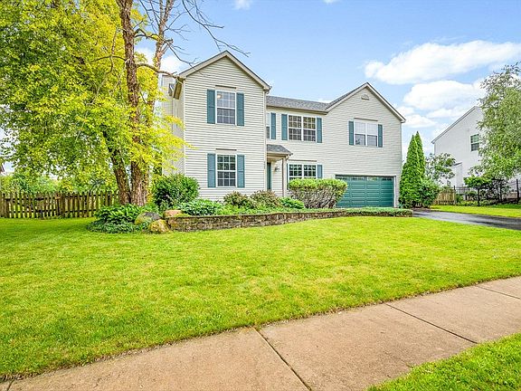 3rd image of 2625 Winfield Ln