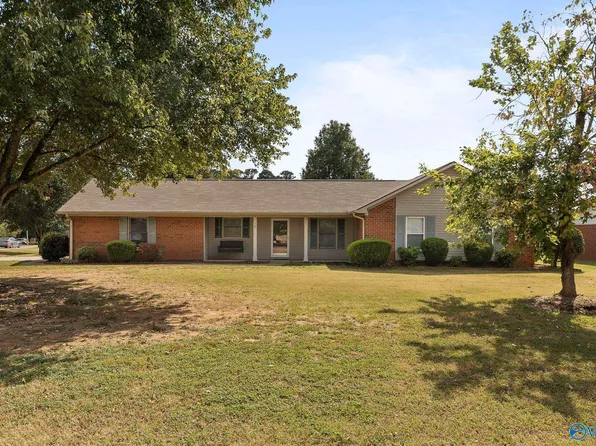 196 Barnstable Ct, Harvest, AL 35749