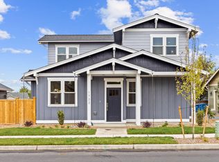 1733 NW Hemlock Ave, Redmond, OR