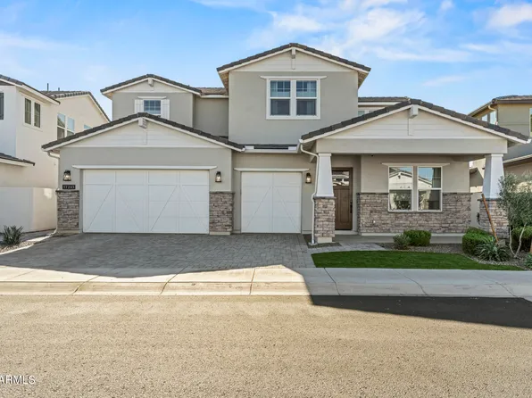 17245 W MIDDLEBURY Street, Surprise, AZ 85388