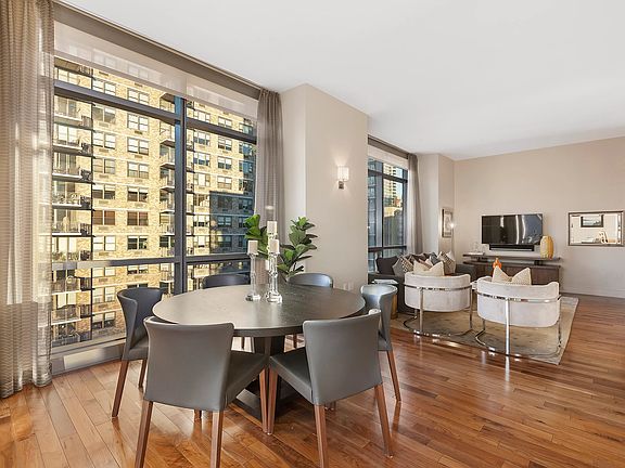 5th image of 300 E 79th St APT 12B