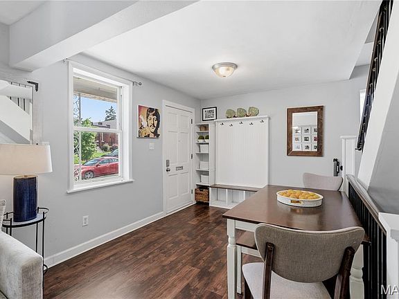 4th image of 5639 Lansdowne Ave