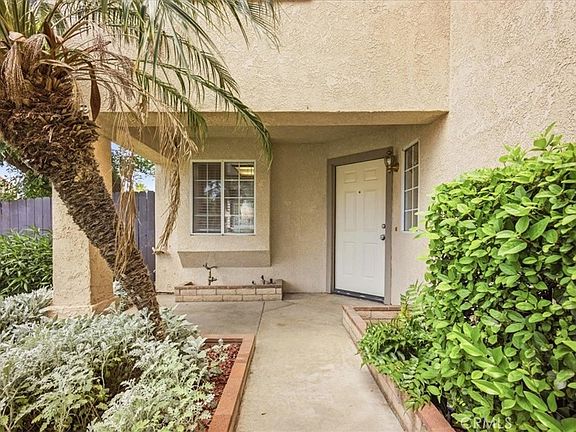 4th image of 755 Spinnaker Dr