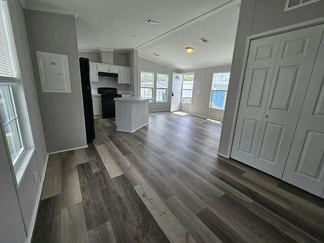2 bed, 2.0 bath, 800 sqft, $1,950 — Photo 4