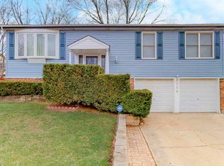 256 Whitewater Dr, Bolingbrook, IL 60440