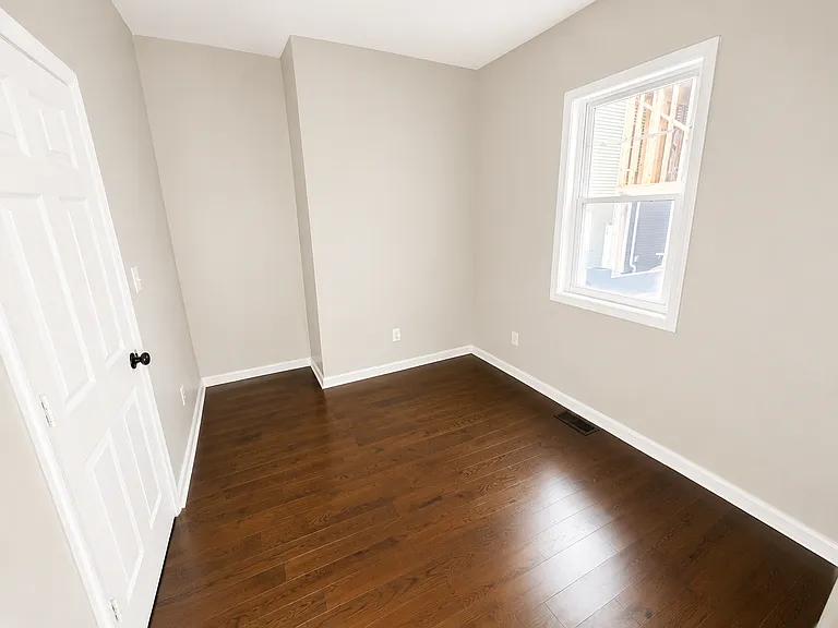 369 S 9th St #1 — Photo 10
