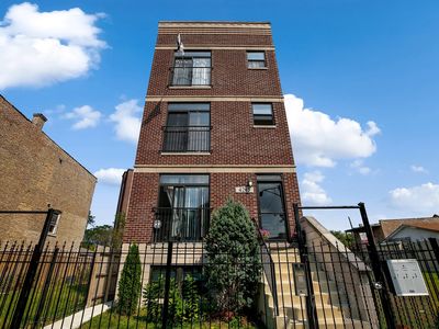 4245 S Langley Ave #2, Chicago, IL, 60653