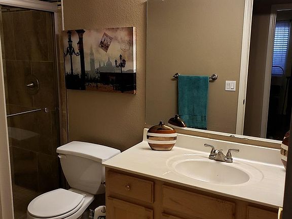 3rd image of 1664 E Palomino Dr