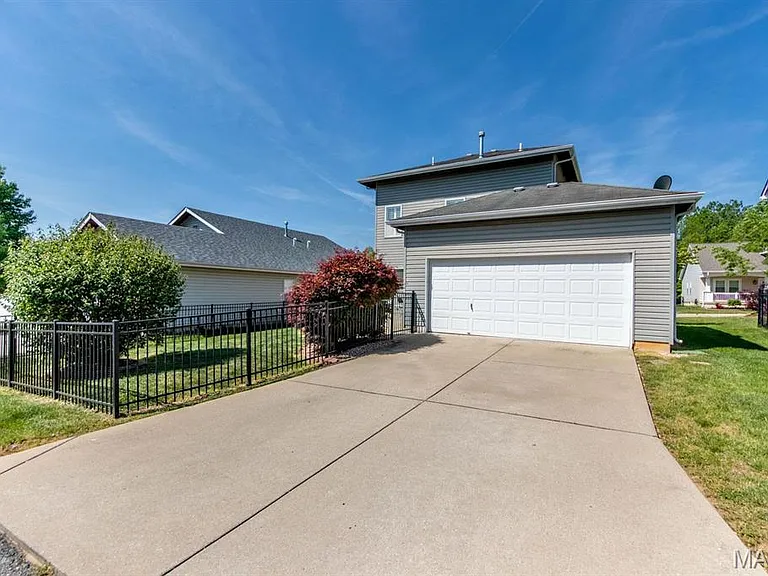 110 Hawks Haven Dr — Photo 38