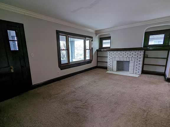 3rd image of 3587 W 120th St Unit 2