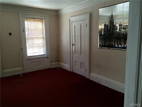 4th image of 284 Liberty St
