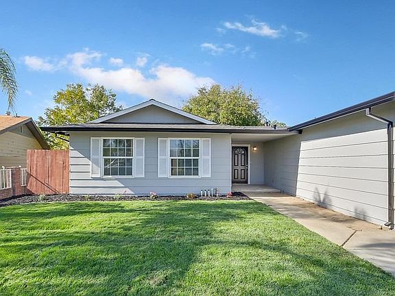 2nd image of 1901 Woodland Cir