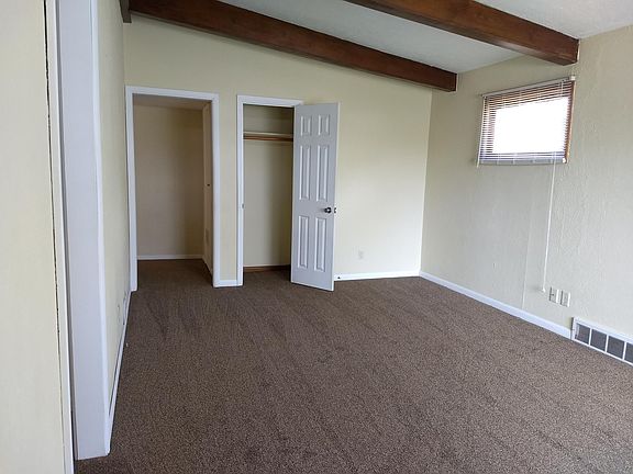 3rd image of 3535 S Euclid Ave