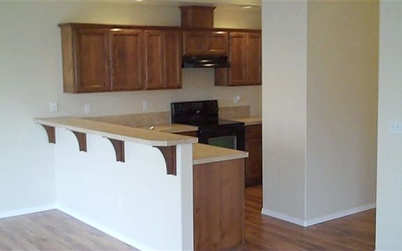 5th image of 2132 4th St N