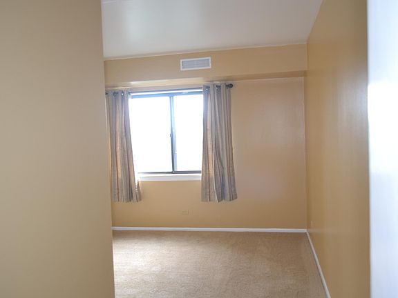 5th image of 6340 Americana Dr APT 715
