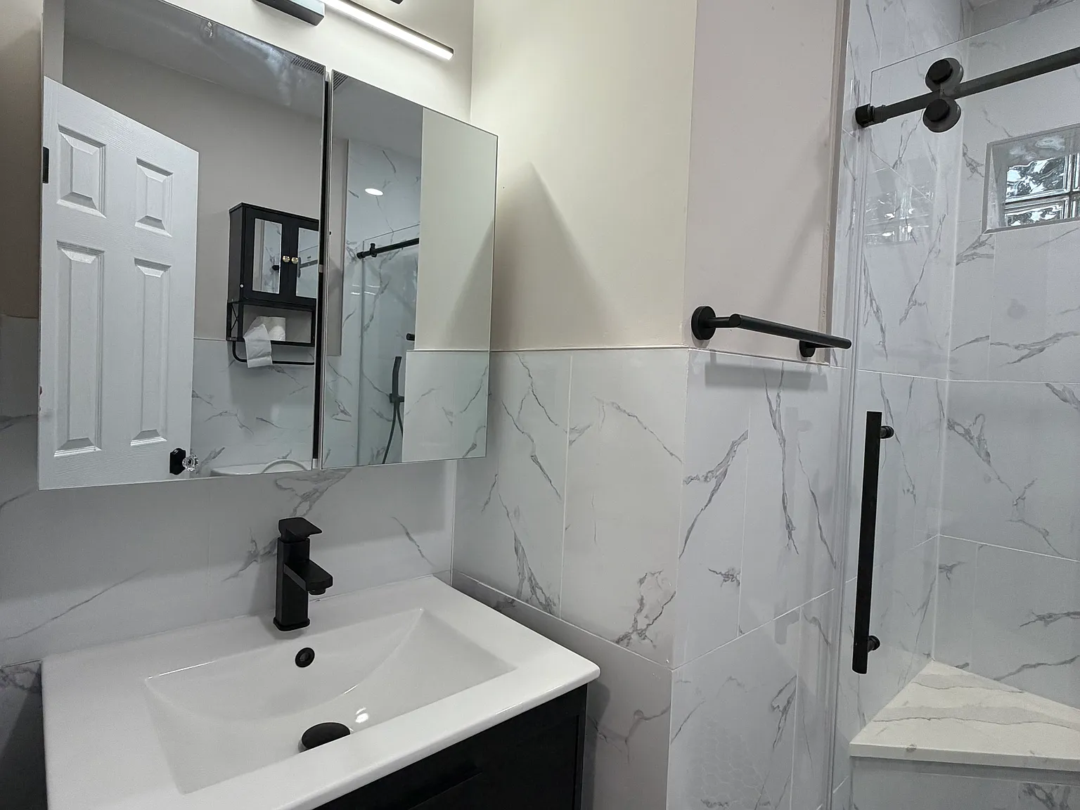 4 bed, $3,300 — Photo 3