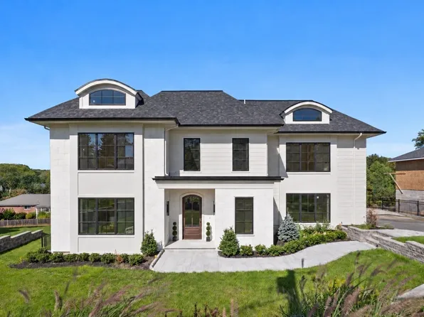 454 Dudley Rd, Newton, MA 02459