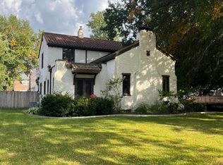 2304 Drummond Rd, Toledo, OH 43606