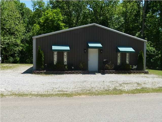 2nd image of 170 Oakview Dr
