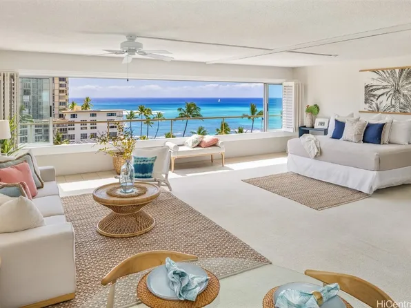 2895 Kalakaua Ave APT 807, Honolulu, HI 96815