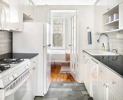 Sold by Compass | media 11