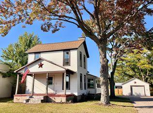 1032 Airport Rd, Norton Shores, MI 49441