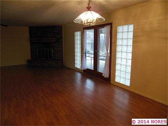 2nd image of 3004 E Indianola St