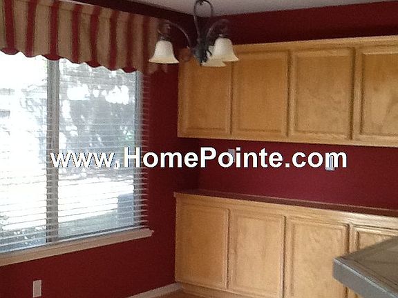 4th image of 720 Arabesque Cir